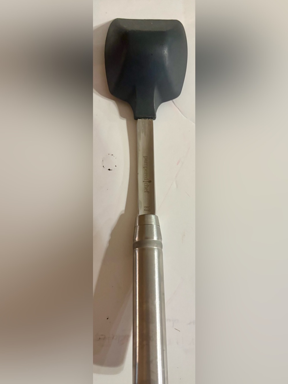 Pampered Chef Scoop & Serve Spatula Deep 14” Silicone & Stainless Steel - Picture 3 of 5
